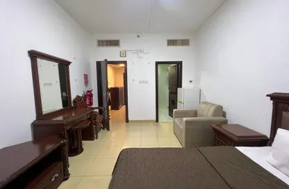 Apartment - Studio - 1 Bathroom for rent in Electra Street - Abu Dhabi