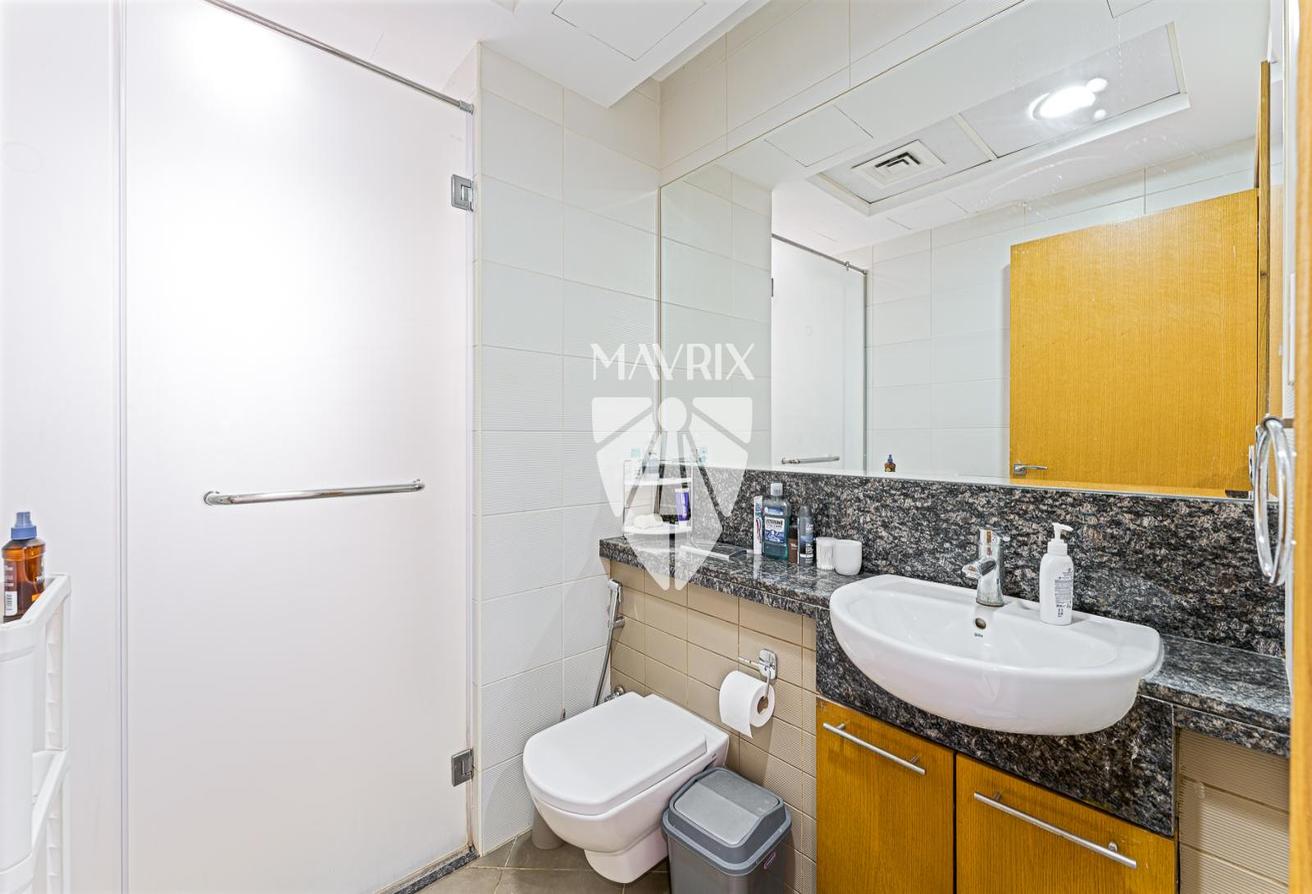 Furnished | Prime Location | The Best Layout photo 9