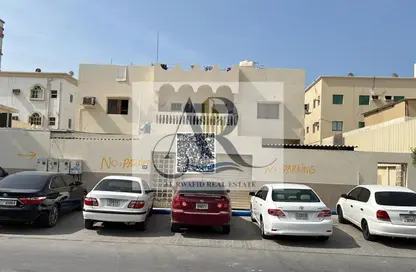 نصف طابق - 8 غرف نوم - 8 حمامات للايجار في برج النعيمية 1 - أبراج النعيمية - النعيمية - عجمان