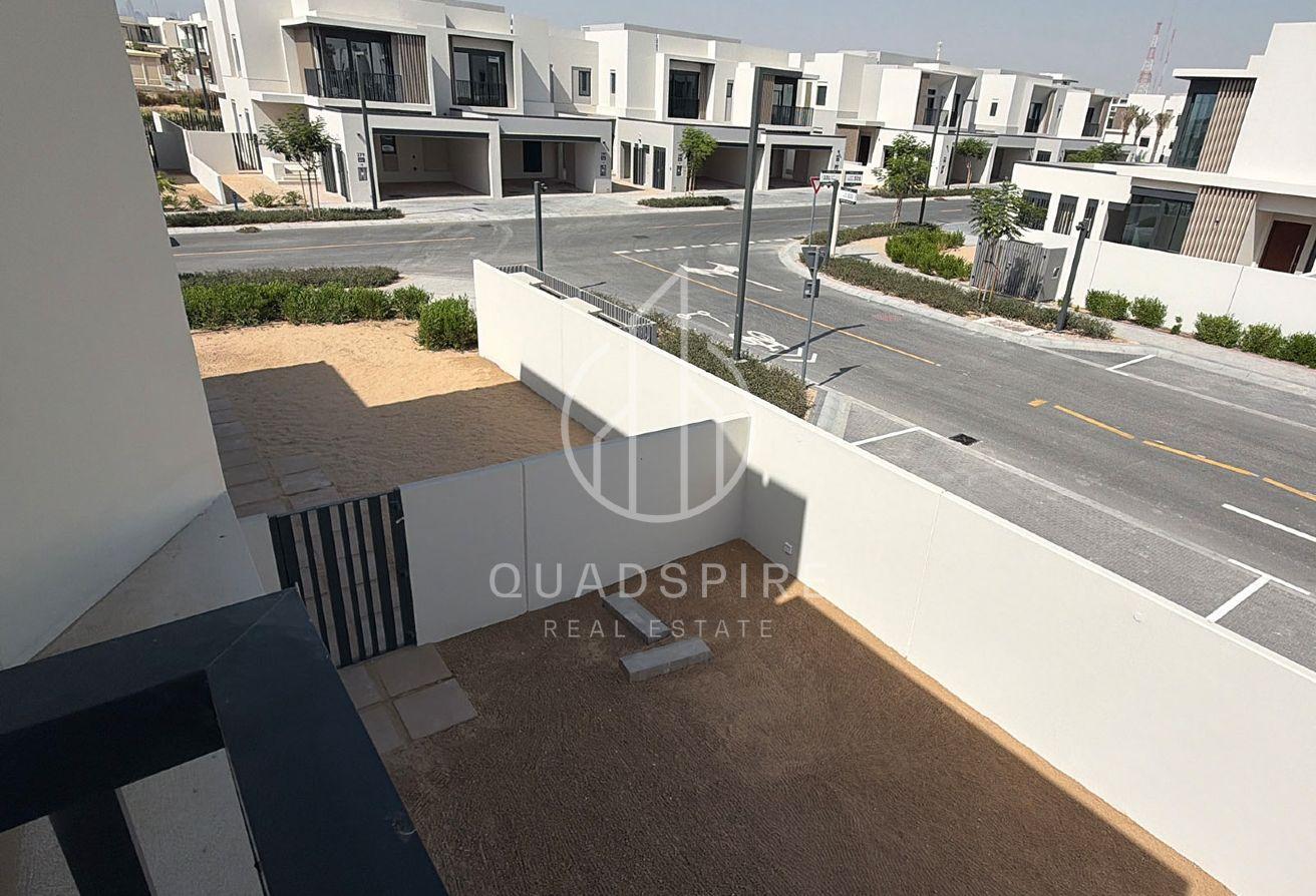 Corner Unit | Close to Amenities | Opts Avb photo 10