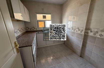 Apartment - 1 Bedroom - 2 Bathrooms for rent in Corniche Tower - Ajman Corniche Road - Ajman