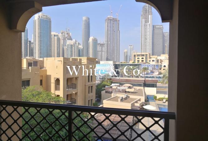 Burj View | Unfurnished | Vacant October photo 2