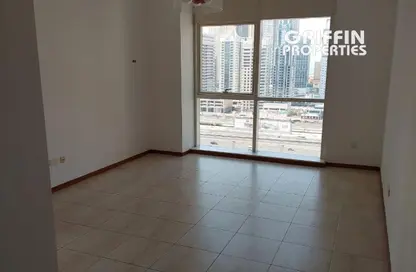 Apartment - 1 Bedroom - 2 Bathrooms for rent in MAG 214 - JLT Cluster R - Jumeirah Lake Towers - Dubai