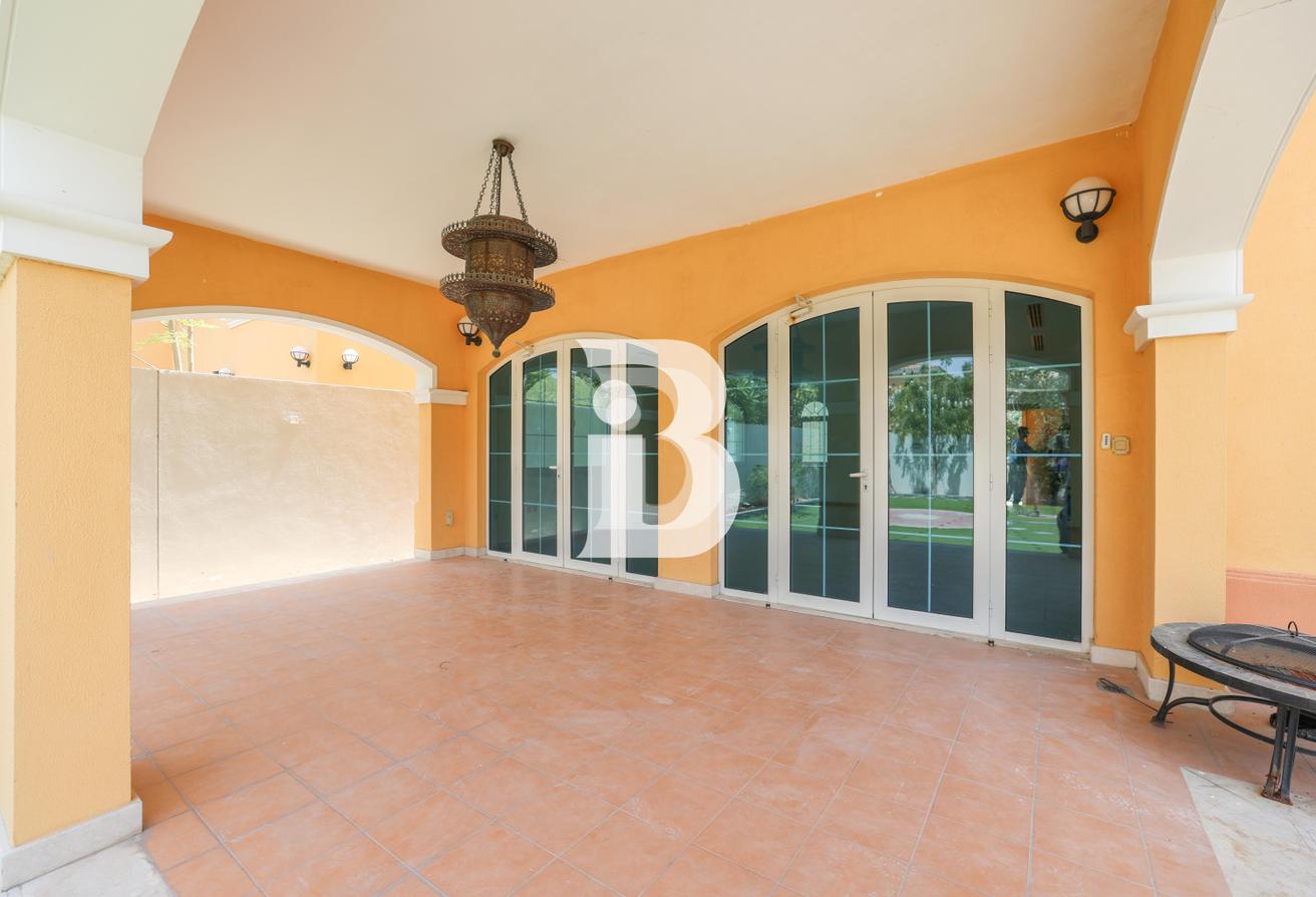 Close to Park | 5BR Villa | Pool | Vastu photo 10