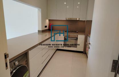 Apartment - 2 Bedrooms - 3 Bathrooms for rent in Vida 1 - Vida Residences - Aljada - Sharjah
