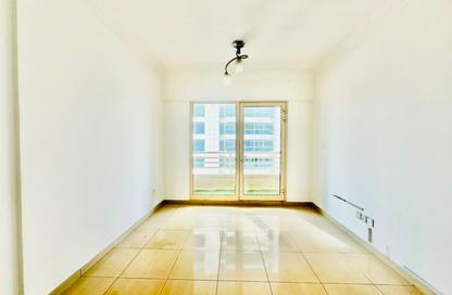 Apartment - 1 Bedroom - 2 Bathrooms for rent in Manchester Tower - Dubai Marina - Dubai