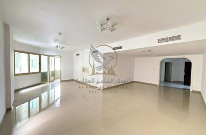 Apartment - 3 - 4 for rent in Al Majaz 2 - Al Majaz - Sharjah Apartment - 3 - 4 for rent in Al Majaz 2 - Al Majaz - Sharjah