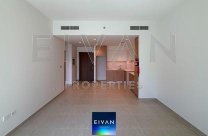 Apartment - 1 Bedroom - 2 Bathrooms for rent in Seagate Building 3 - Seagate - Mina Rashid - Dubai