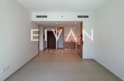 Apartment - 1 Bedroom - 2 Bathrooms for rent in Seagate Building 3 - Seagate - Mina Rashid - Dubai
