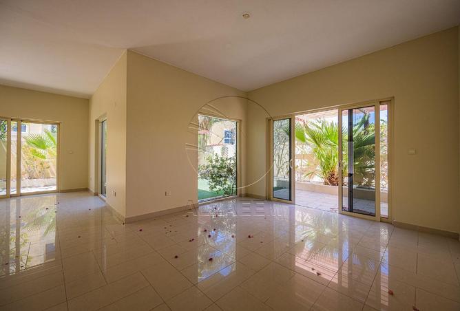 74642420 - Property Image 2