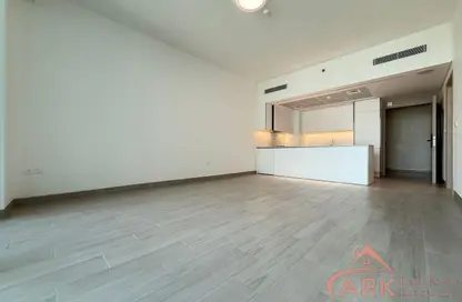 شقة - غرفة نوم - 2 حمامات للايجار في لوما بارك فيوز - منطقة 14 - قرية جميرا الدائرية - دبي شقة - غرفة نوم - 2 حمامات للايجار في لوما بارك فيوز - منطقة 14 - قرية جميرا الدائرية - دبي