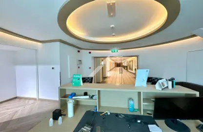 Shop - Studio - 1 Bathroom for rent in The Village Mall - Jumeirah 1 - Jumeirah - Dubai