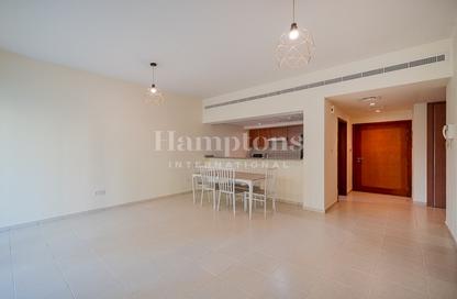 Apartment - 1 - 1 for rent in Al Dhafra 2 - Al Dhafra - Greens - Dubai Apartment - 1 - 1 for rent in Al Dhafra 2 - Al Dhafra - Greens - Dubai