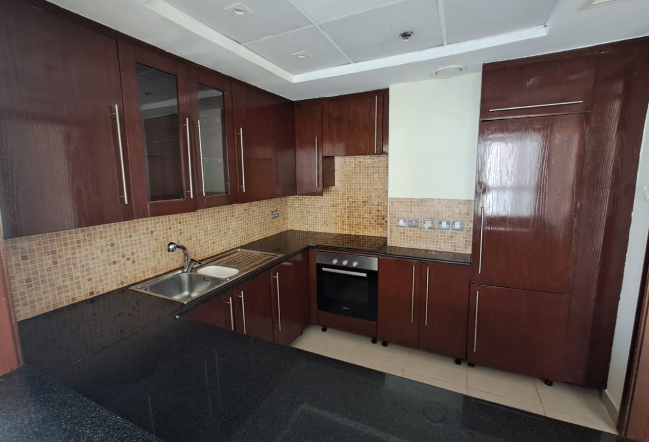1 Bedroom plus Study Room- well-maintained- Vacant — image 11