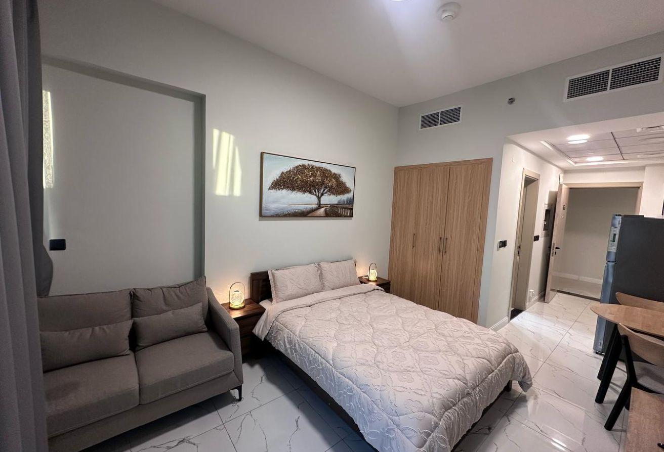 Fully Furnished | Next To Metro photo 9