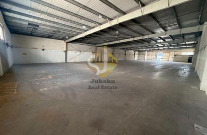 Warehouse - Studio - 1 for rent in Umm Ramool 109 - Umm Ramool - Dubai