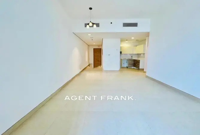 150005939 - Property Image 2