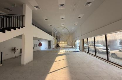 عمارة بالكامل - استوديو - 3 للايجار في المنطقة الصناعية رقم 4 - المنطقة الصناعية بالشارقة - الشارقة عمارة بالكامل - استوديو - 3 للايجار في المنطقة الصناعية رقم 4 - المنطقة الصناعية بالشارقة - الشارقة