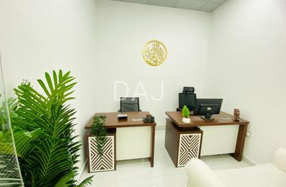 Office Space - Studio - 1 for rent in Red Avenue - Al Garhoud - Dubai Office Space - Studio - 1 for rent in Red Avenue - Al Garhoud - Dubai
