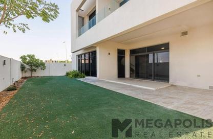 Villa - 4 Bedrooms - 6 Bathrooms for rent in West Yas - Yas Island - Abu Dhabi
