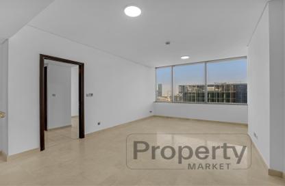 Apartment - 1 Bedroom - 2 Bathrooms for rent in Sky Gardens - DIFC - Dubai