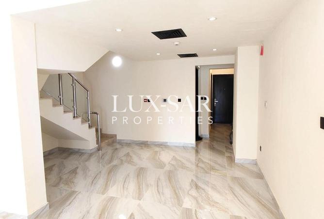 53169856 - Property Image 3