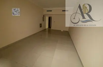 Apartment - 2 Bedrooms - 3 Bathrooms for rent in Al Jurf 2 - Al Jurf - Ajman Downtown - Ajman