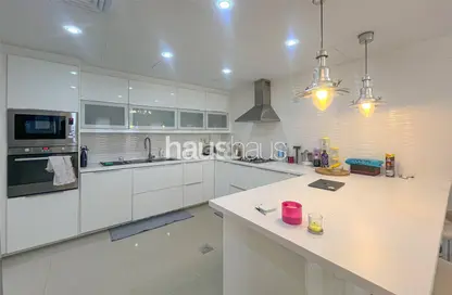 فيلا - 3 غرف نوم - 2 حمامات للبيع في الينابيع 9 - الينابيع - دبي