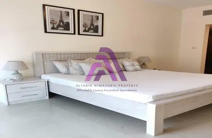 شقة - غرفة نوم - 2 حمامات للايجار في المساكن الحمراء - مدينة دبي الرياضية - دبي