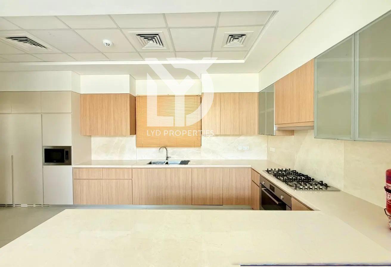 3BR + Maid Villa | The Terraces | Al Barsha 1 photo 12