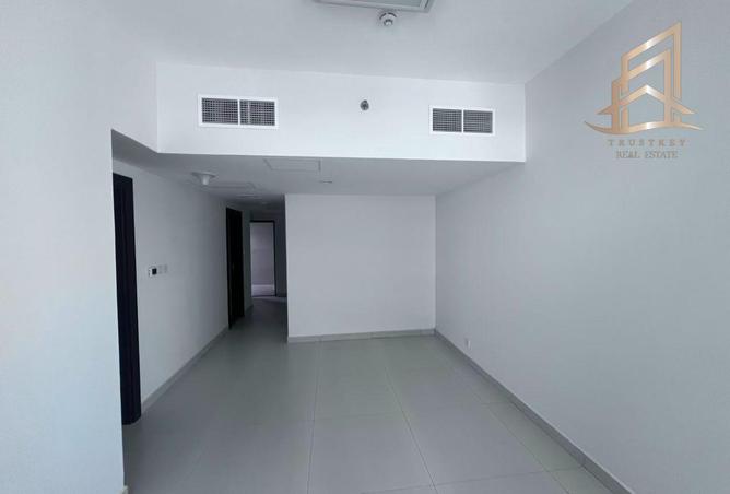 BRAND NEW | GOLF & CANAL VIEW | HIGH FLOOR