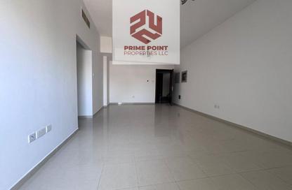Apartment - 2 Bedrooms - 3 Bathrooms for rent in Al Khair Building - Dubai Silicon Oasis - Dubai