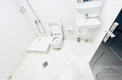 Apartment - 2 - 2 for rent in Muwaileh 29 Building - Muwaileh - Sharjah