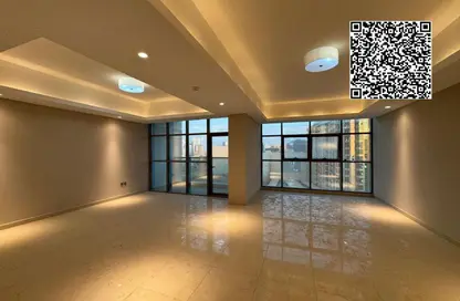 Apartment - 2 Bedrooms - 3 Bathrooms for sale in Gulfa Towers - Al Rashidiya 1 - Al Rashidiya - Ajman