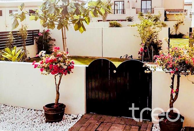 73703317 - Property Image 2