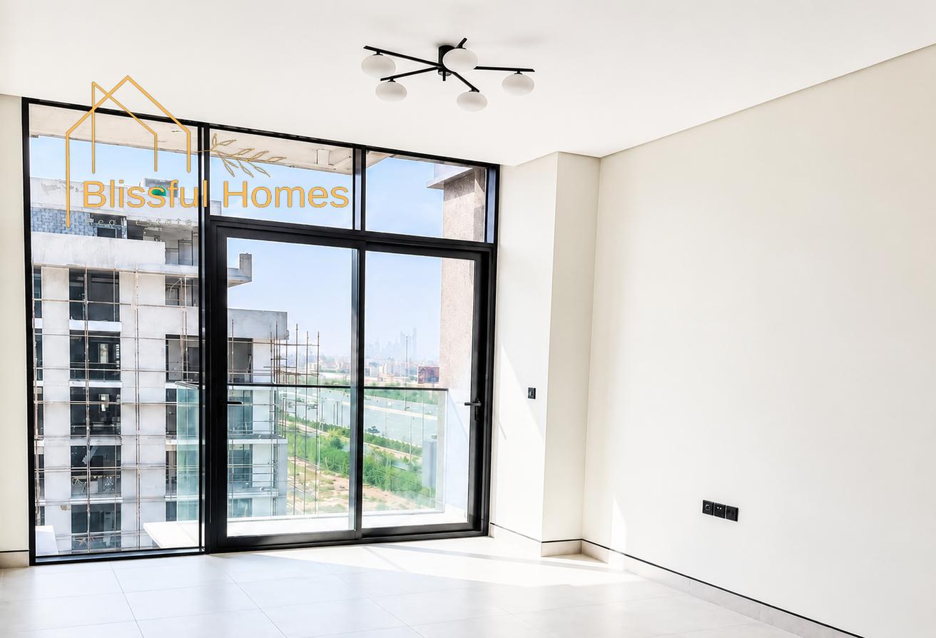 Open Community View | Bright Layout photo 4