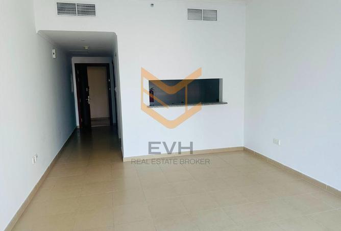 122910407 - Property Main Image
