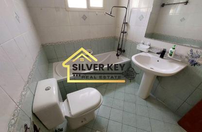 Apartment - 2 Bedrooms - 2 Bathrooms for rent in Abu Shagara building - Abu shagara - Sharjah