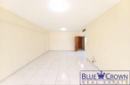 Apartment - 2 Bedrooms - 2 Bathrooms for rent in Golden Sands 2 - Al Mankhool - Bur Dubai - Dubai