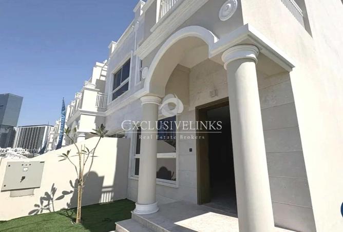 94007431 - Property Image 3