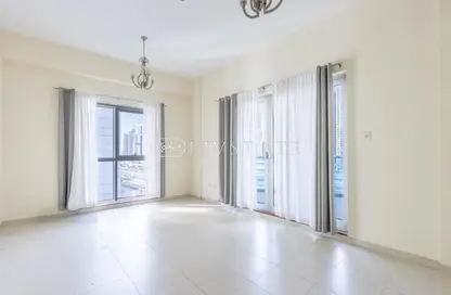 Apartment - 1 Bedroom - 1 Bathroom for rent in Cascades Tower - Dubai Marina - Dubai
