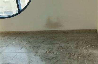 Apartment - 3 - 3 for rent in Thuraya Al Majaz Building - Al Majaz 3 - Al Majaz - Sharjah