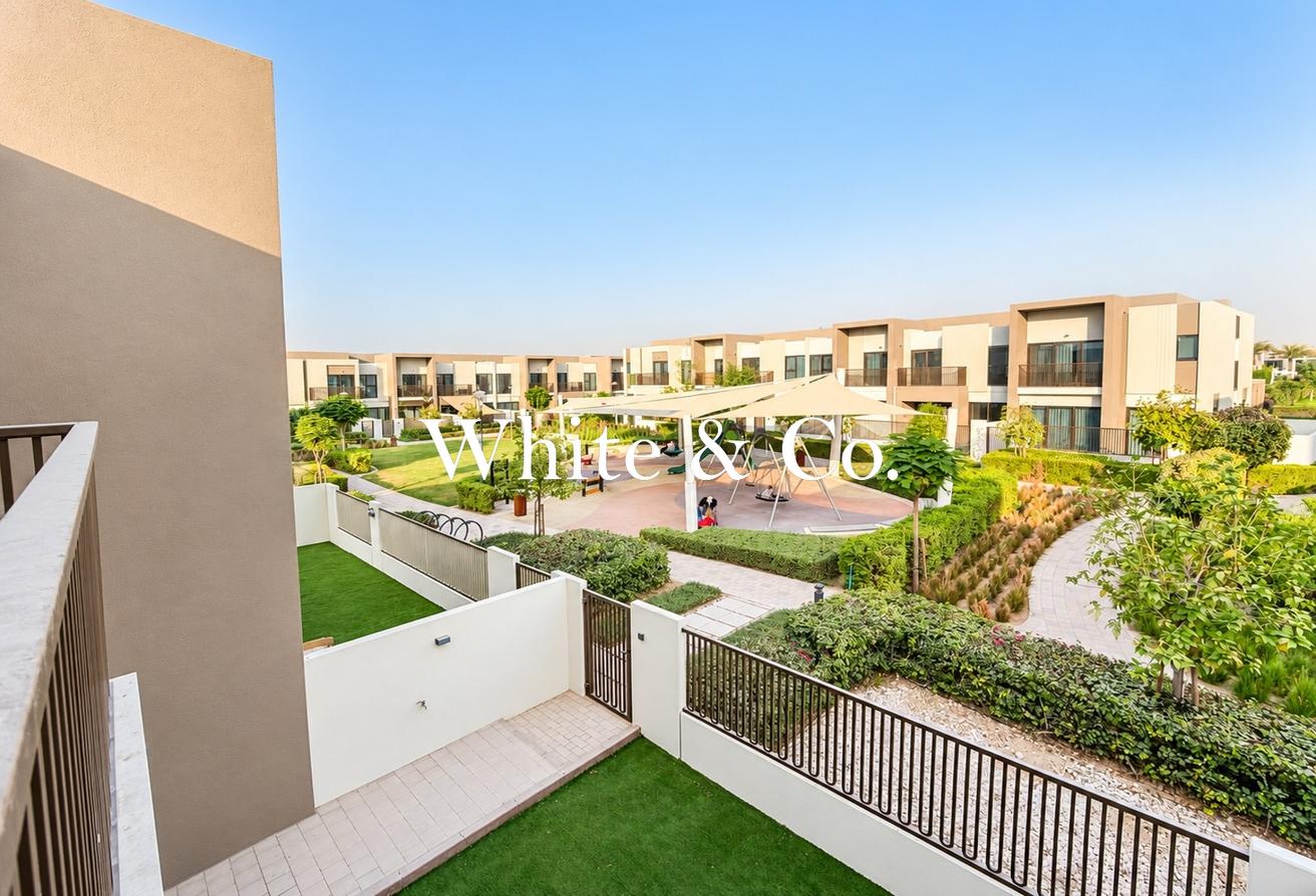 Single Row | Park View | 3 Bedroom Villa photo 8