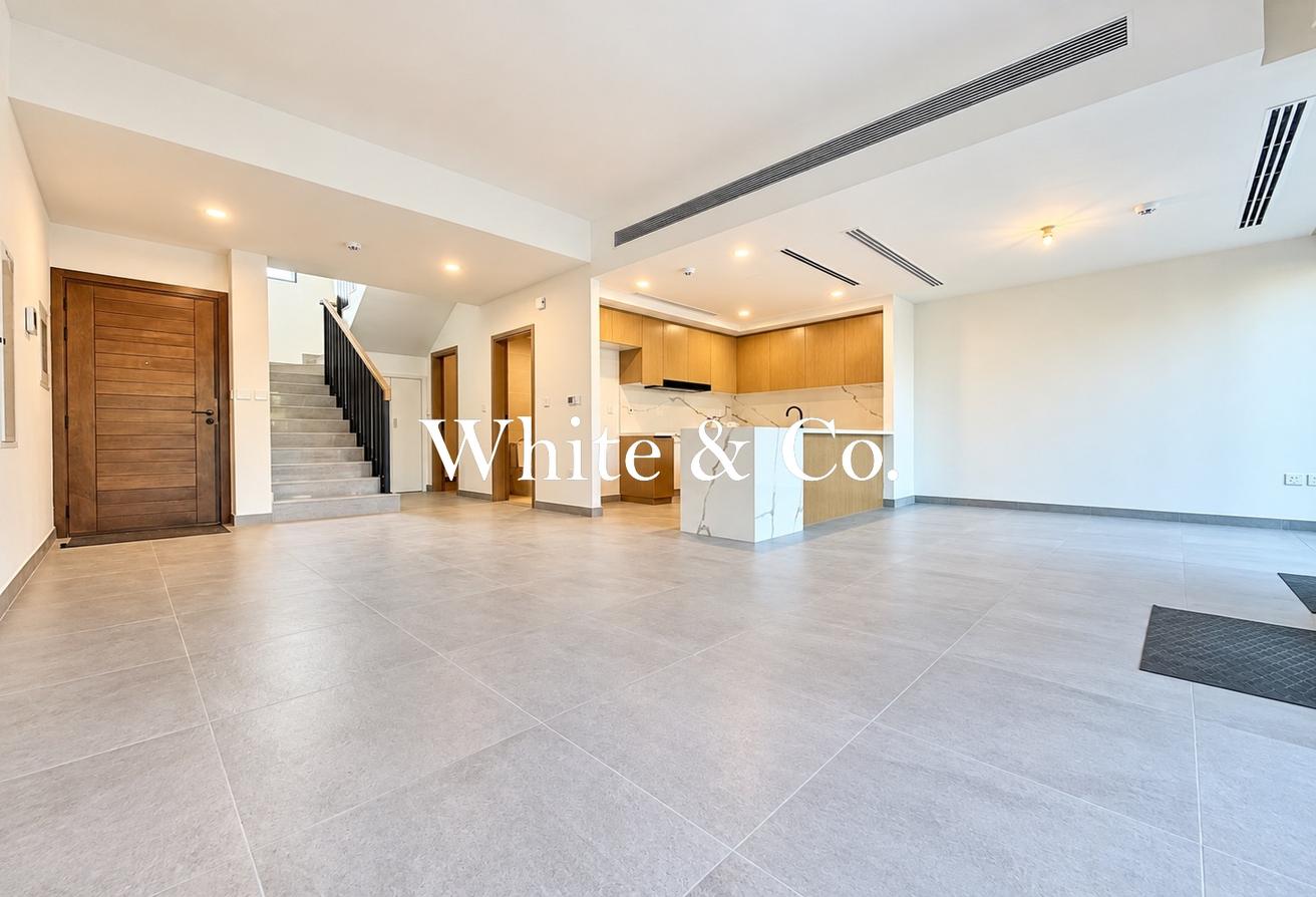 Single Row | Park View | 3 Bedroom Villa photo 4