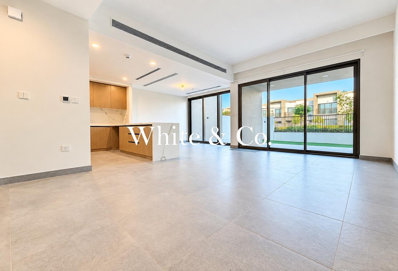 Single Row | Park View | 3 Bedroom Villa photo 3