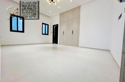فيلا - 4 غرف نوم - 6 حمامات للايجار في الحليو 2 - الحليو - عجمان