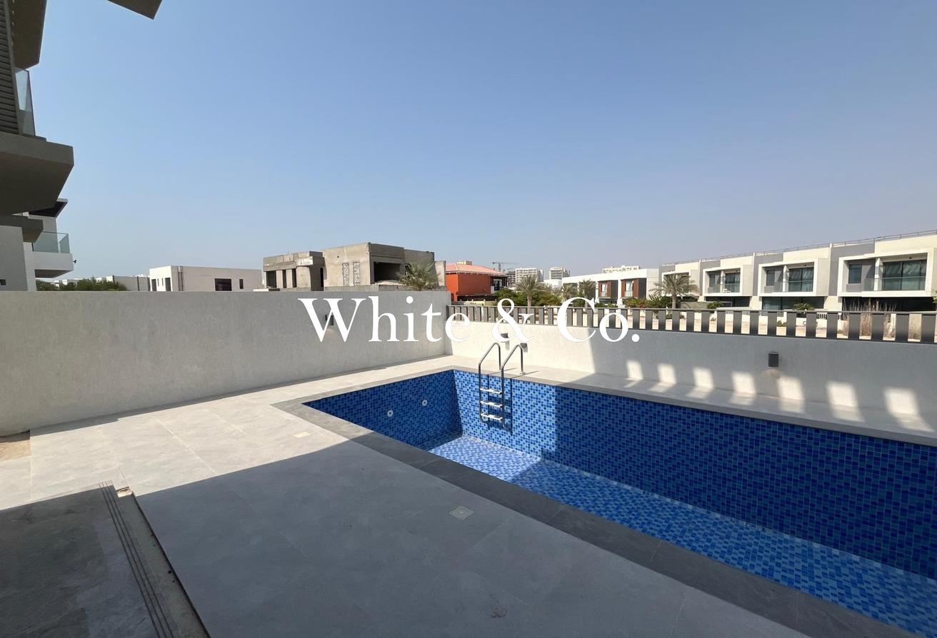 Private Pool | Maids Room | Available now photo 25