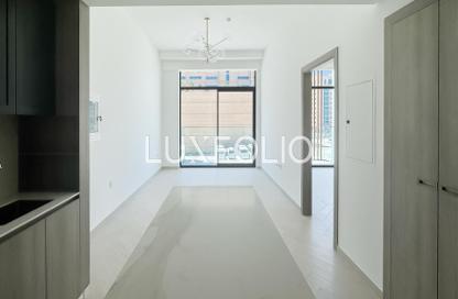 Apartment - 1 Bedroom - 2 Bathrooms for rent in Oxford Terraces 2 - District 11 - Jumeirah Village Circle - Dubai