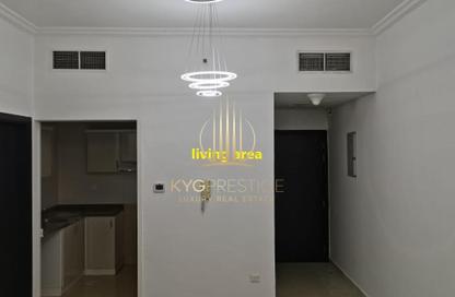 Apartment - 1 - 2 for rent in Lake City Tower - JLT Cluster D - Jumeirah Lake Towers - Dubai
