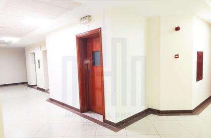 Apartment - 1 Bedroom - 2 Bathrooms for rent in Al Khan 5 building - Al Khan - Sharjah Apartment - 1 Bedroom - 2 Bathrooms for rent in Al Khan 5 building - Al Khan - Sharjah